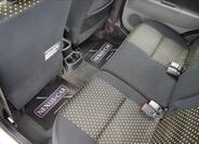 Daihatsu Sirion 18