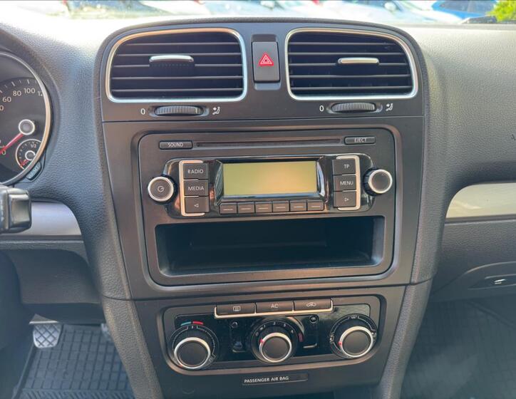 Volkswagen Golf 15