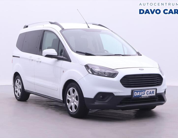 Ford Tourneo Courier 1