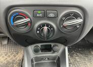 KIA Rio 18