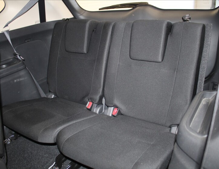 Mitsubishi Outlander 8