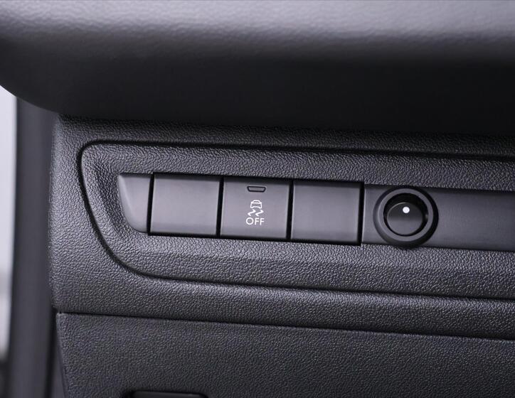 Peugeot 208 18