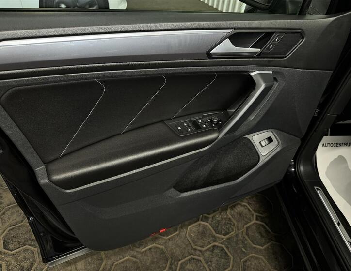 Volkswagen Tiguan 14