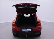 Volvo XC40 9