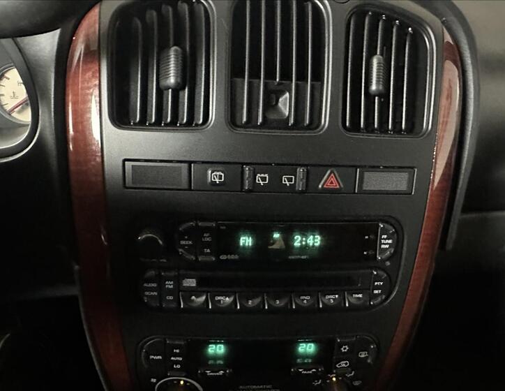 Chrysler Voyager 22