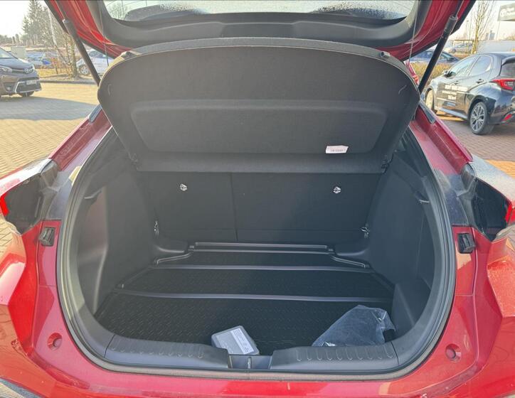 Toyota C-HR 7