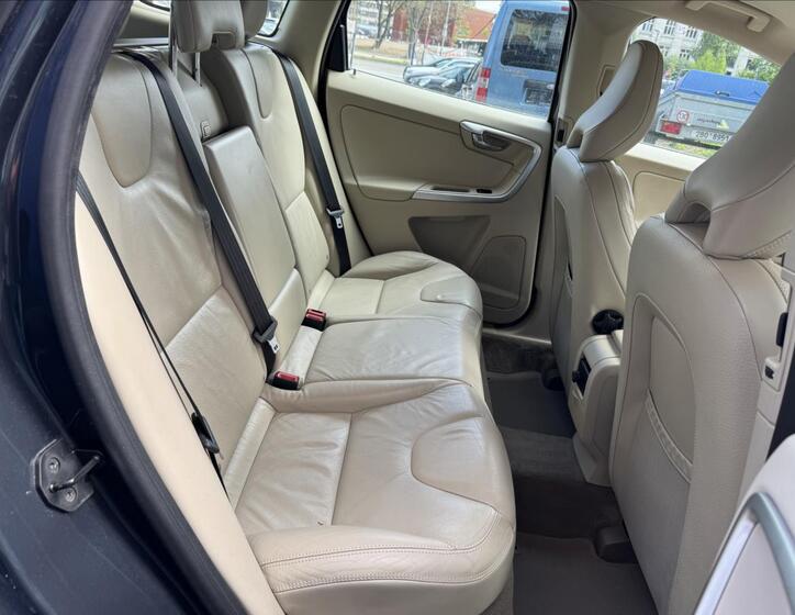 Volvo XC60 39