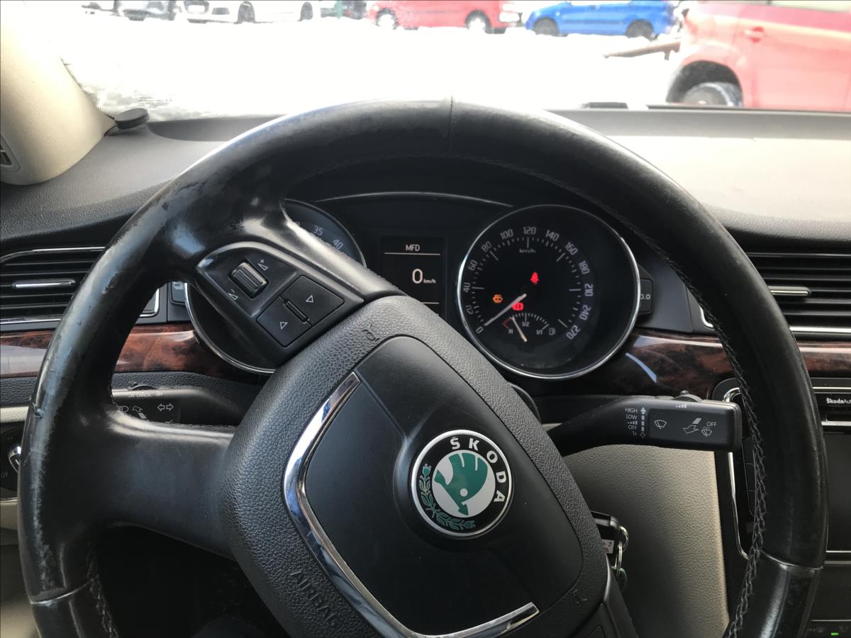 Škoda Superb