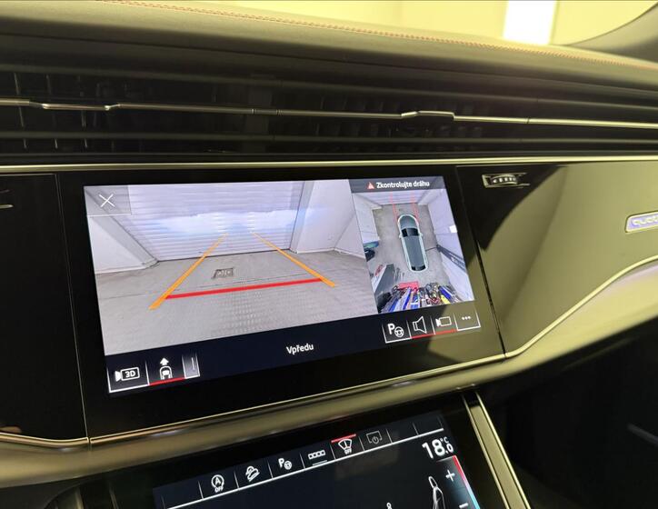 Audi Q8 33