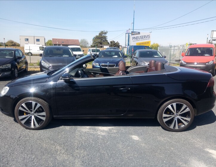 Volkswagen EOS 3