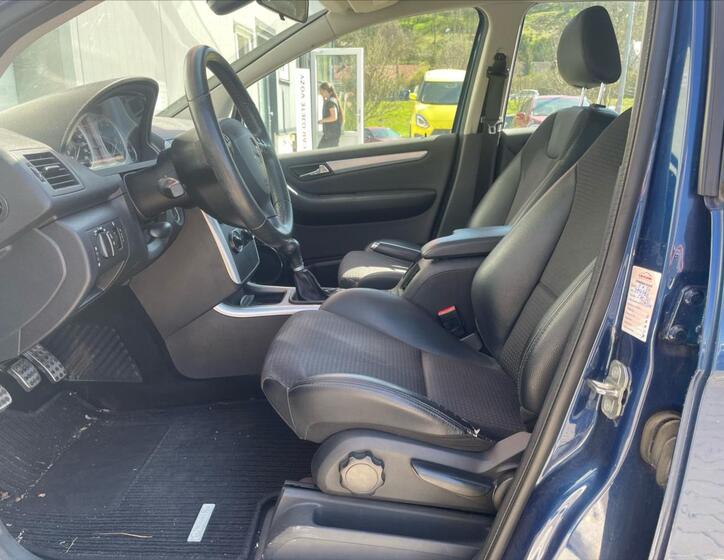 Mercedes-Benz Třídy A 12