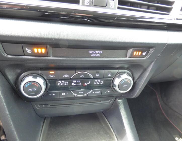 Mazda 3 30