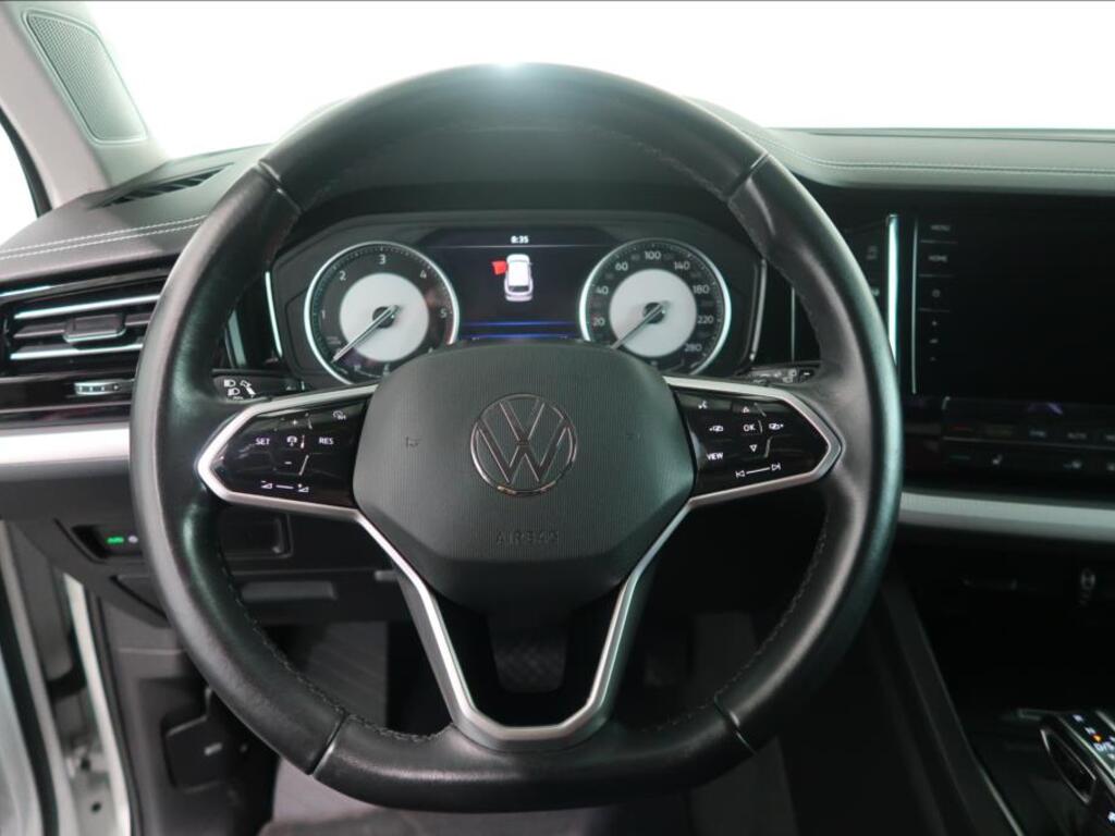 Volkswagen Touareg 10