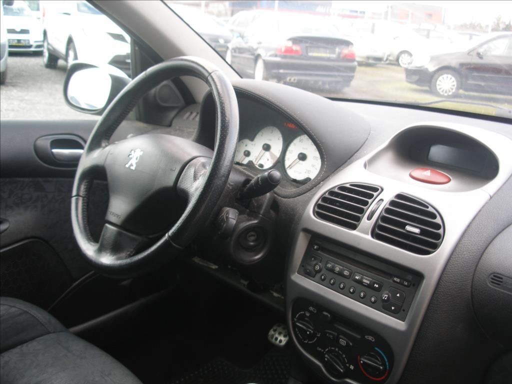Peugeot 206 6