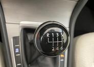 Volkswagen Golf 15