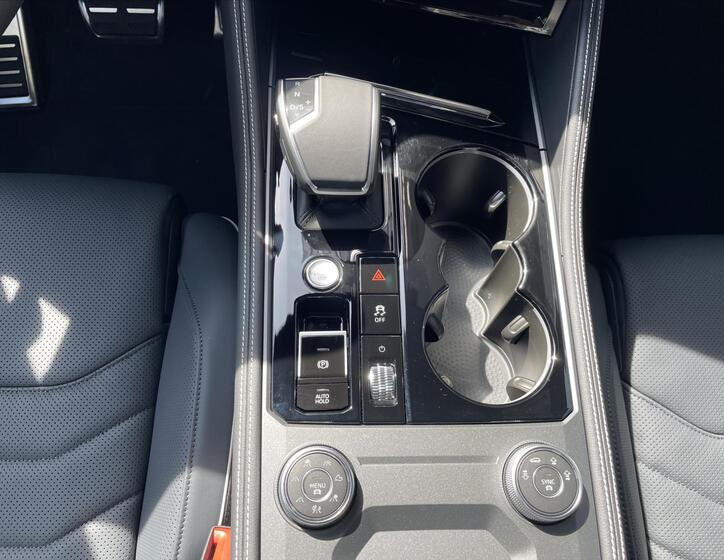 Volkswagen Touareg 15