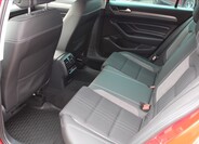 Volkswagen Passat 35