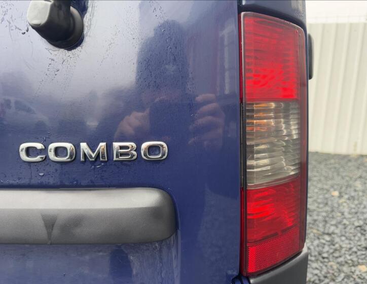 Opel Combo 20