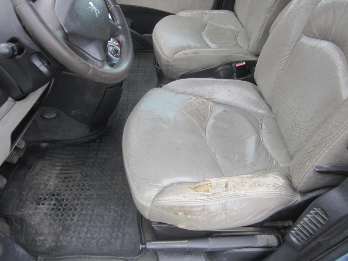 Peugeot 807