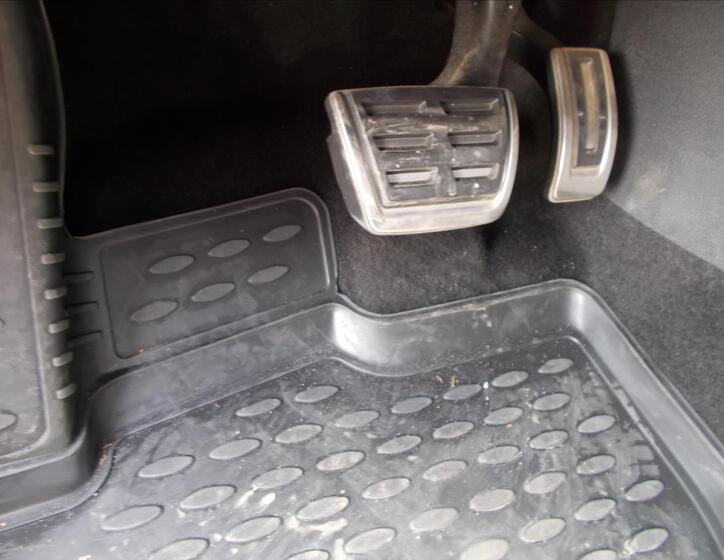 Volkswagen Golf 25