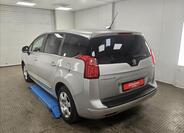 Peugeot 5008 6