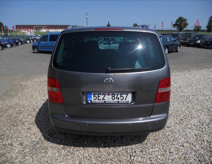 Volkswagen Touran 7