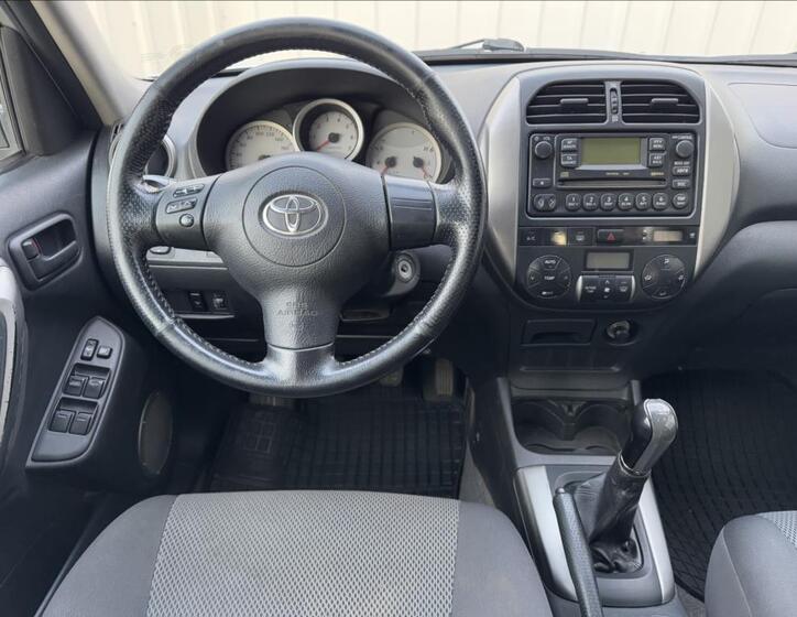 Toyota RAV4 27