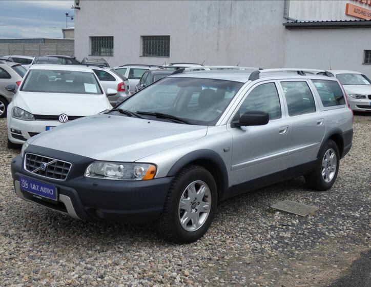Volvo XC70 1
