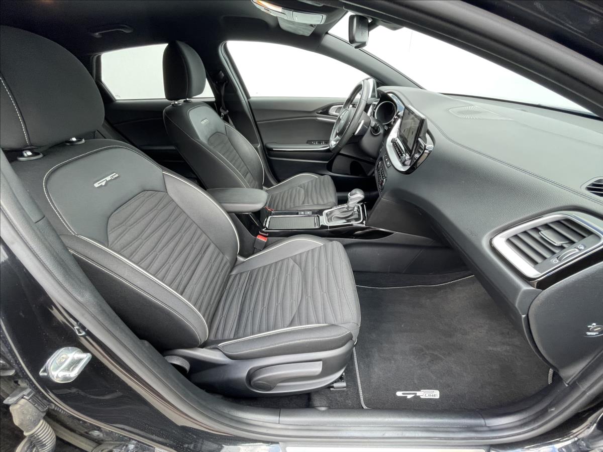 KIA ProCeed