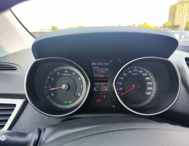 Hyundai i30 13
