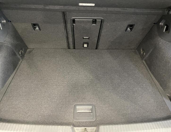 Volkswagen Golf 28