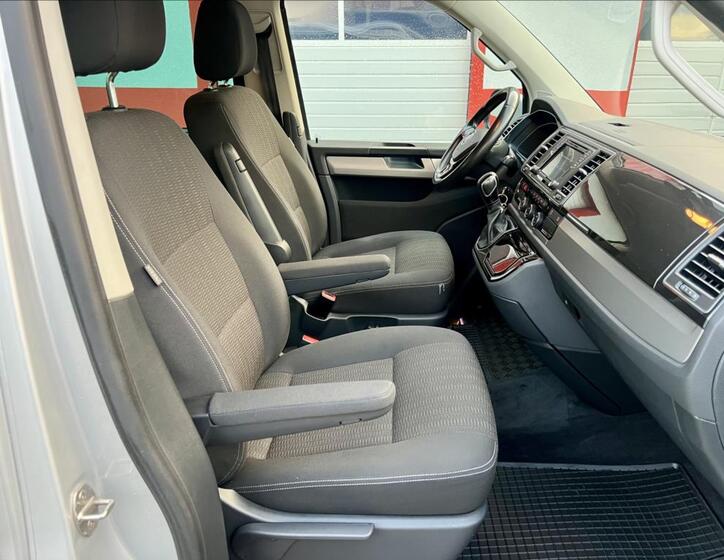 Volkswagen Multivan 19