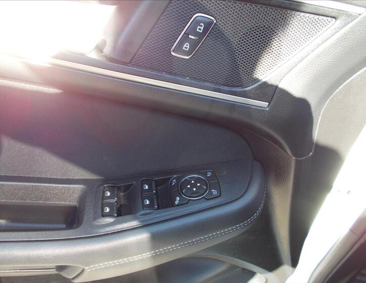 Ford Galaxy 26