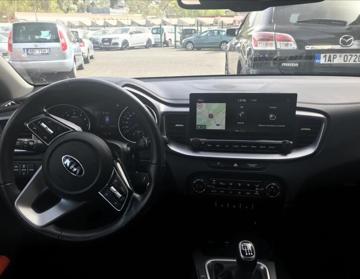 KIA Ceed 5