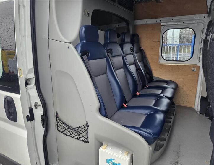 Peugeot Boxer 9