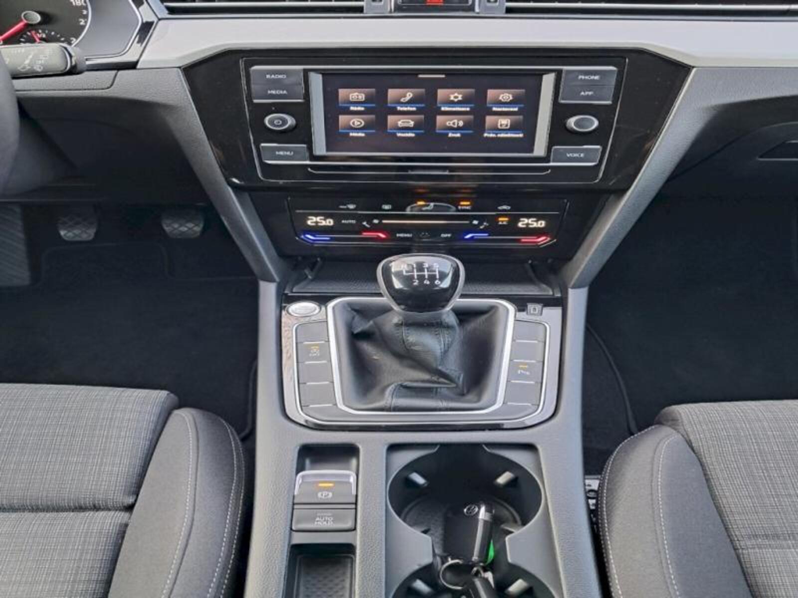 Volkswagen Passat 15