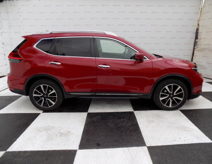 Nissan X-Trail 6