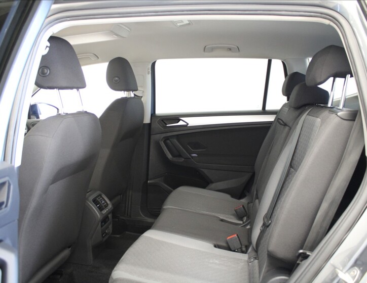 Volkswagen Tiguan Allspace 7