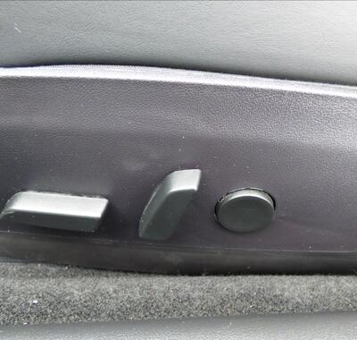 Tesla Model 3 32