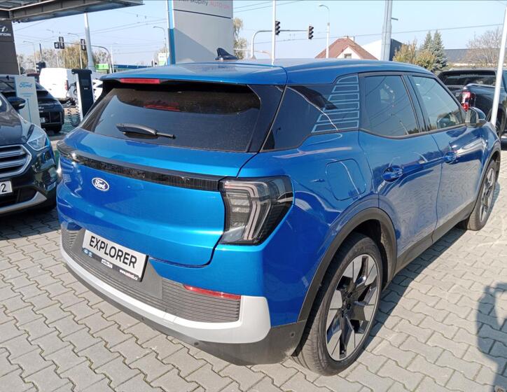 Ford Explorer 5