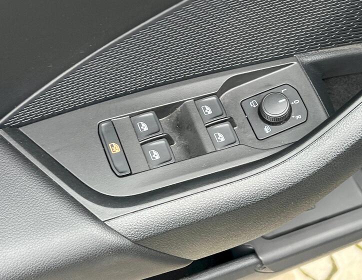 Škoda Octavia 14