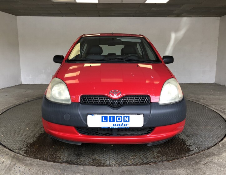 Toyota Yaris 2