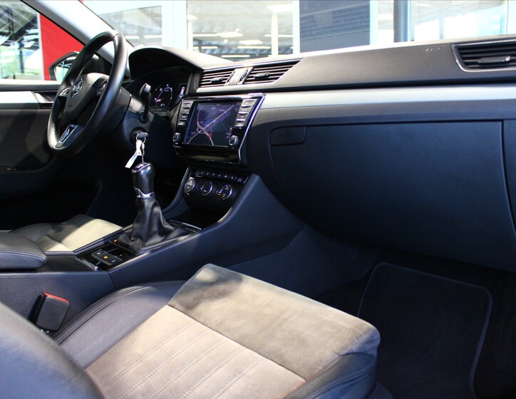 Škoda Superb 22