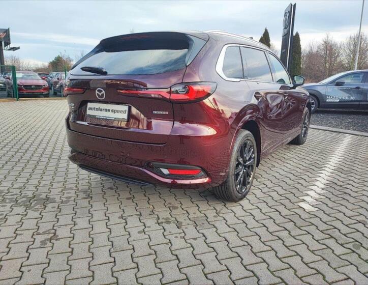Mazda CX-80 4