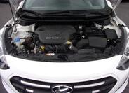 Hyundai i30 25