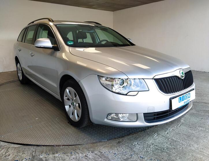 Škoda Superb 1