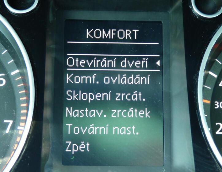 Volkswagen Passat CC 24