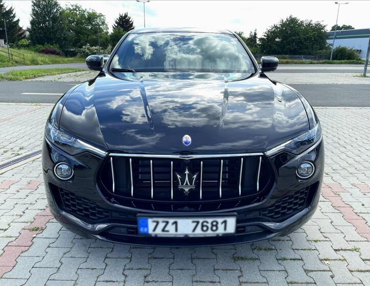 Maserati Levante 2