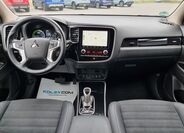 Mitsubishi Outlander 13