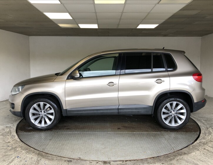 Volkswagen Tiguan 4